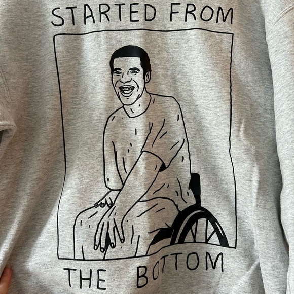 « Started from the bottom » sweater by artist PONY - Picture 8 of 9